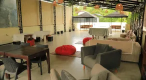 JJ's Hostel Mirissa - Image 2