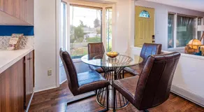 The Mod Pod- 2BR, sunroom, gazebo - Image 5