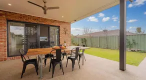 Parkland Garden Retreat - Image 4