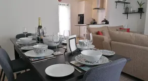 Two Sails Brixham - Spacious modern family seaside home - parking - wood-burner - dog friendly - Image 3