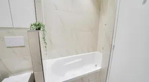 Stylish 3 bdr & Garden Oasis on the Edge of Paris - Image 2