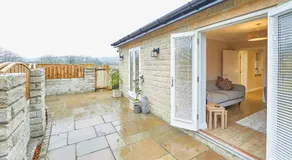 Host & Stay - Lowcross Cottage - Image 3