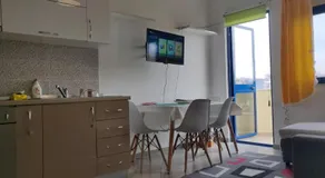 Lovely Apartment - Image 2