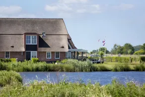 Villa in Friesland with Sauna and Jetty - Image 3