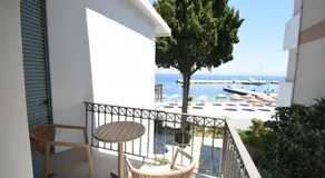 Okeanis Hotel Tyros - Image 4