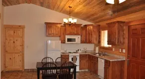 Bryce Country Cabins - Image 4