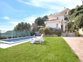 Villa in Spain near Cala Canyelles Beach - Image 4