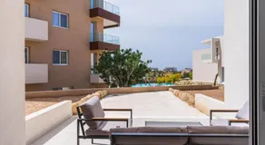 Stylish Poolside Villa at Paphos - Image 3