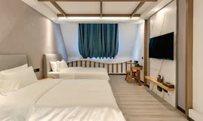 Chuyuan Mountain Villa Hotel - Image 2