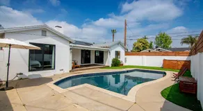 Beautiful Large Home + Pool - Image 4