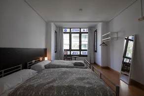 Kontxa Guesthouse - Auto Check-in - Image 4