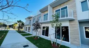 NEW 3 Story in Homestead- 3/2.5 Balcony & Rooftop - Image 4