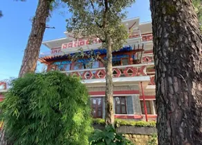 Chonor House - Image 1