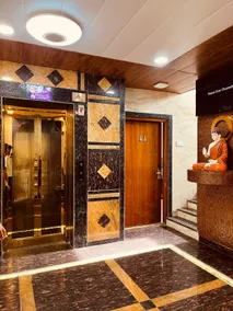 K.N. Gupta Group Of Hotels Hotel Castle - Image 4