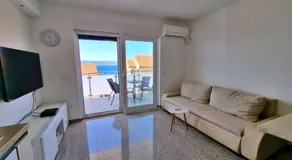 Endless Summer Apartments - Image 2