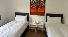 3 bedrooms house - Image 2