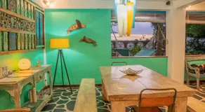 Kai's Beachfront Villa - Image 2