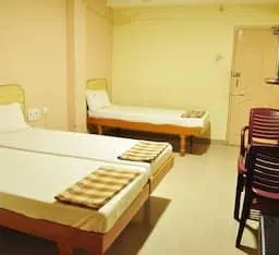 Hotel Suprabath Towers - Image 5