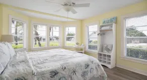 Sleeps 8 2King 1Queen 2twin Pool Pickleball Beach River - Image 2