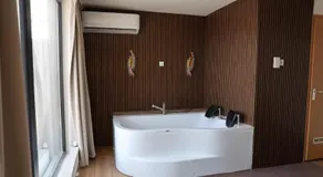 Weromerie Premium Hotel and Apartment - Image 5