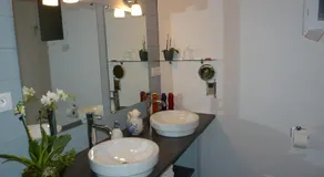 La Chambre aux Oiseaux - Image 2