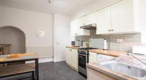 Cosy home in City Centre - Image 4