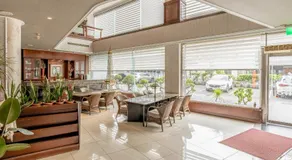 Fortune Hotel - Image 5