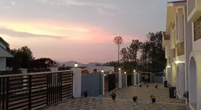 Longwood Resorts - Image 2