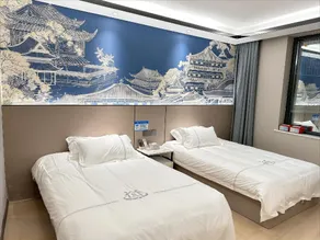 Yongxing Family Hotel - Image 2