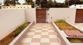 A B House - Image 4