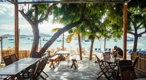 Villa Đảo Hoa Vàng Cam Ranh- Venuestay - Image 3