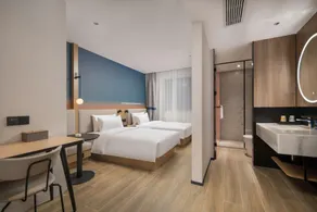 H Hotel (Chongqing Yangjiaping Metro Station Branch) - Image 2