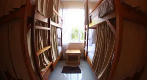 Kokos Hostel Padang City - Image 5