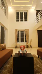 Ecr London Villa - Image 2