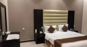 روعة الخليج للشقق المخدومة - Image 2