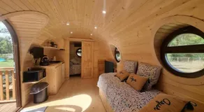 Gîte spacieux avec piscine et animaux acceptés pour 15 personnes - FR-1-496-265 - Image 2