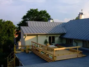 Looming Hostel - Image 4