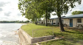 Oasis Lake Buchanan - Image 3