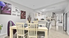 3BR Home 4mins drive to Sovereign Hill & Lake Wendouree with Free Parking - Image 2
