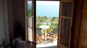 Zacharoula Rooms - Image 4
