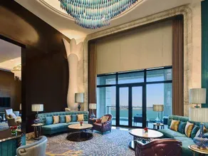 Wanda Vista Qingdao Oriental Film City Hotel - Image 4