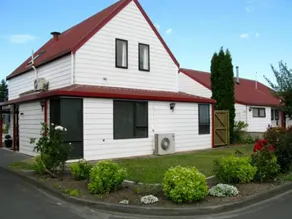 Gloucester House Motel - Image 5