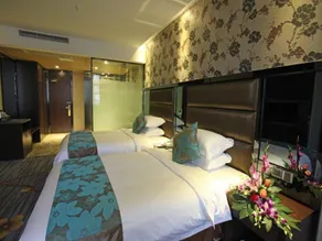 Dujiangyan Liwan Holiday Hotel - Image 2