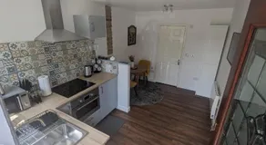 South Lodge - Image 2