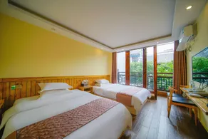 Mountain Moon Inn - Image 2