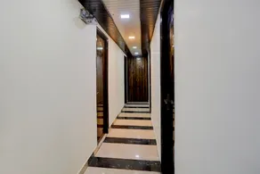 HOTEL O SHIPRAJ INN - Image 3