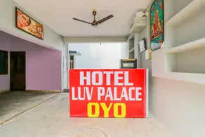 SPOT ON Hotel Luv Palace - Image 3