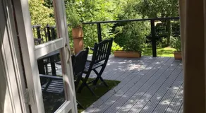 Garden Double Room with own door access and bathroom - Image 3