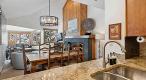 Kiva 428 by East West Hospitality - Image 3