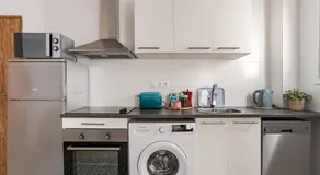 CHiC APARTMENT - Image 5